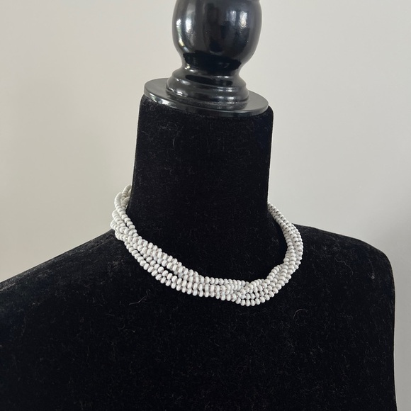 Vintage Milk glass Beaded Necklace - Picture 9 of 9